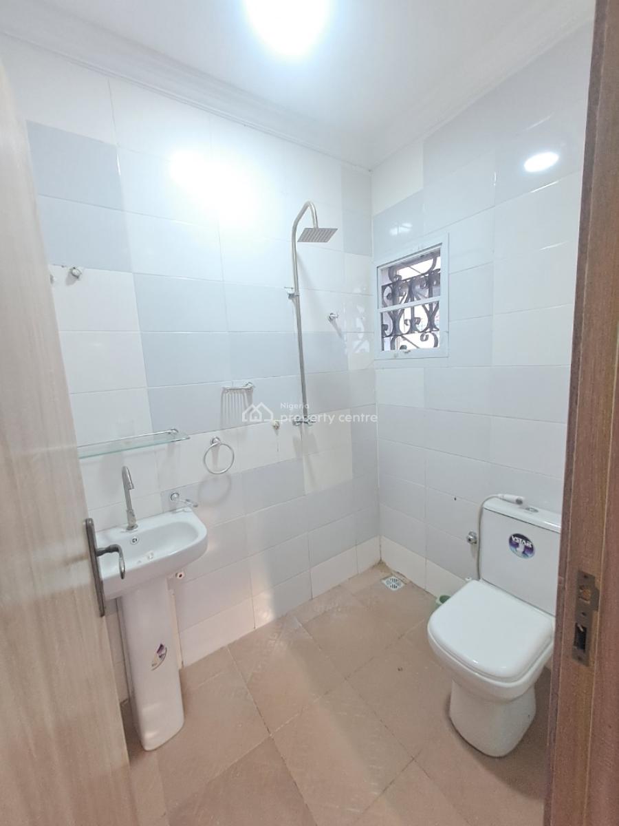 Well Built 3 Bedroom Apartment in a Gated Estate, Abraham Adesanya, Lekki, Lagos, Flat / Apartment for Rent
