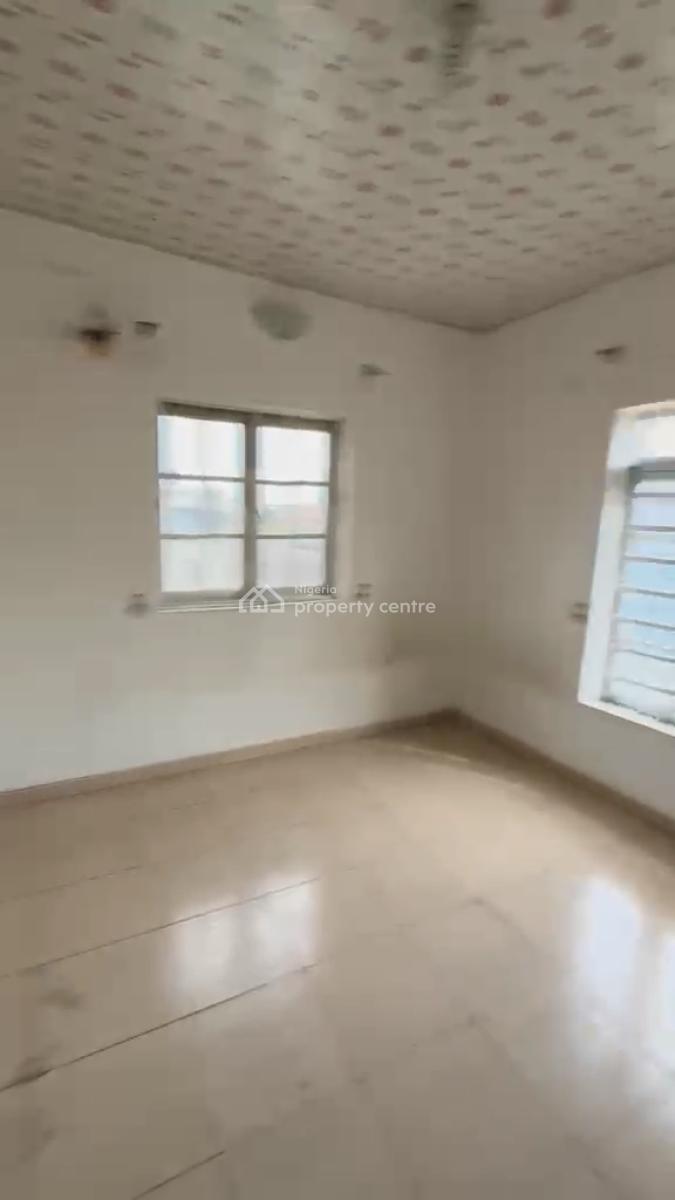 Lovely 2 Bedroom Apartment (ensuite), Off Awolowo Way, Ikeja, Lagos, Flat / Apartment for Rent