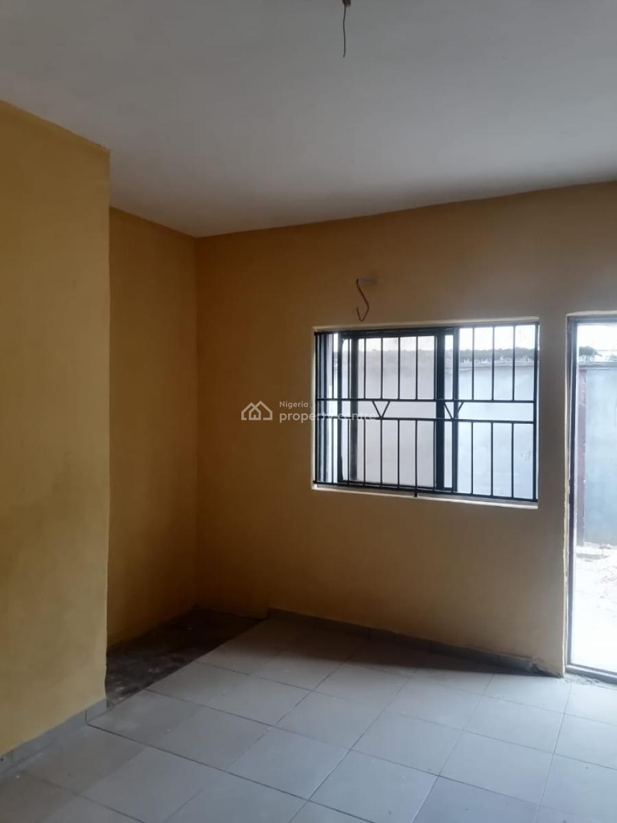 Lovely Mini Flat, Thomas Estate Ajah Eti-osa, Ajah, Lagos, Mini Flat (room and Parlour) for Rent
