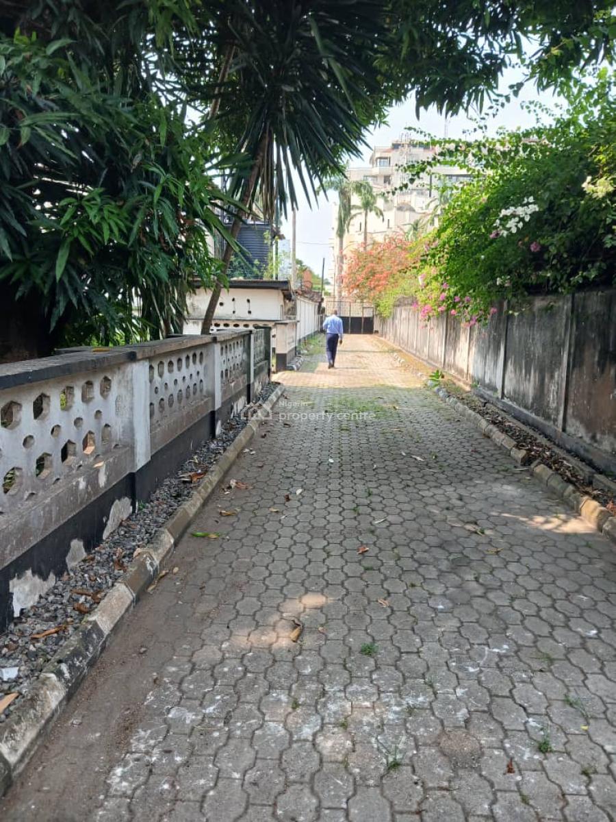 Spacious 2 Wings of 3 Bedroom Duplex with  Bq, Off Bishop Oluwole Street., Victoria Island (vi), Lagos, Commercial Property for Rent