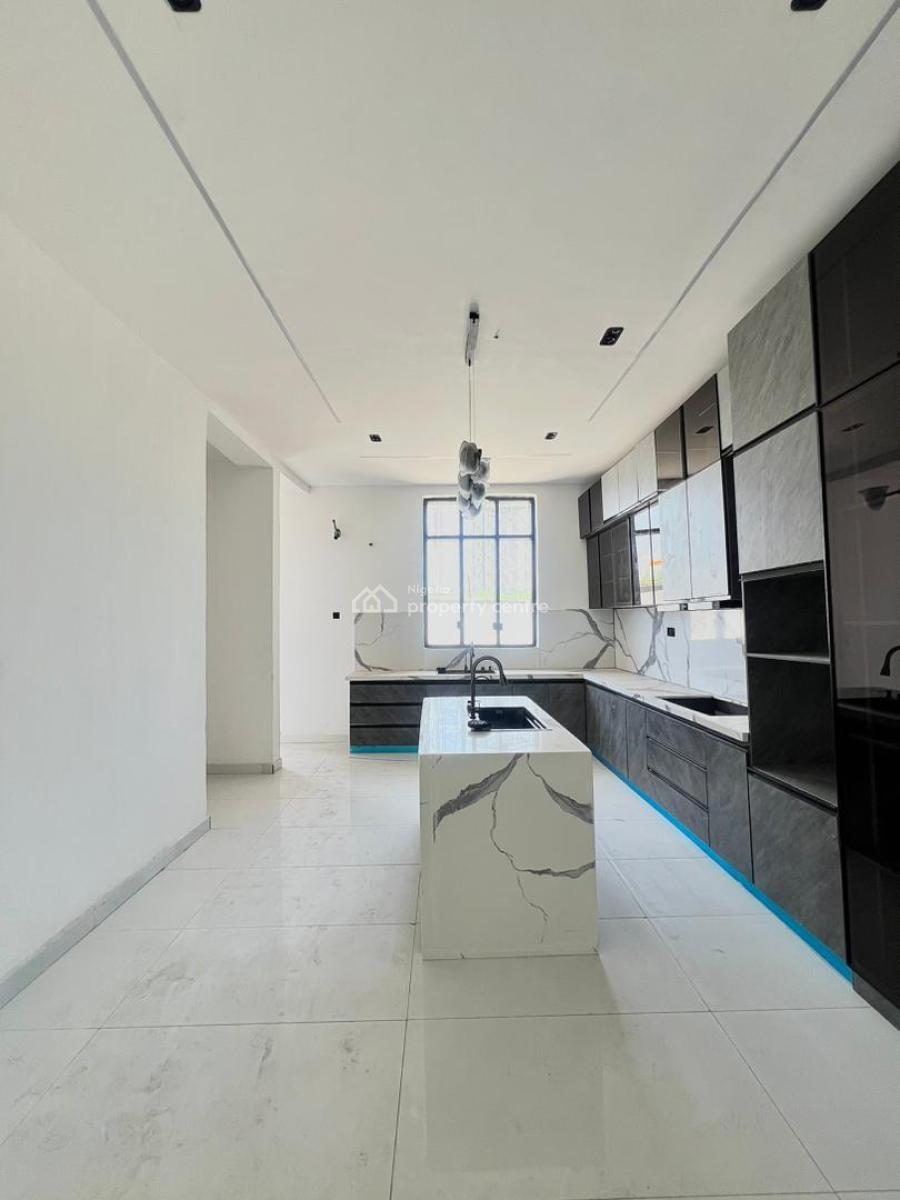 Luxury 5-bedroom Fully Detached House with Boys Quarters, in a Secure Access-controlled Estate in Chevron, Lekki, Lekki, Lagos, Detached Duplex for Sale