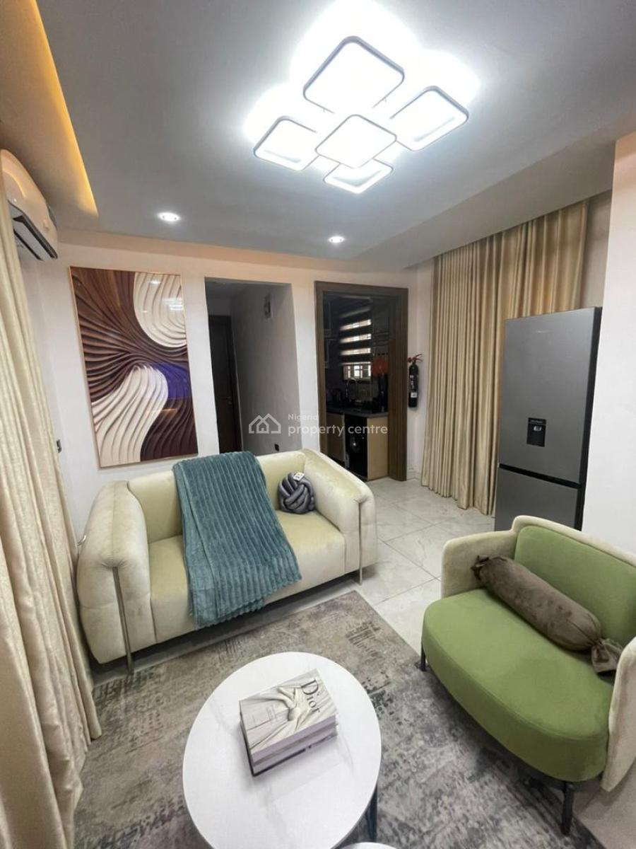 Luxury 1-bedroom Apartment, 1st Avenue, Gwarinpa, Abuja, Mini Flat (room and Parlour) Short Let