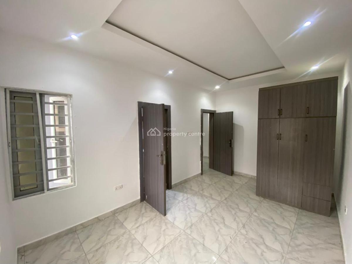 Luxury 2 Bedroom Flat with Excellent Facility, Ogombo Road, Ogombo, Ajah, Lagos, Flat / Apartment for Rent