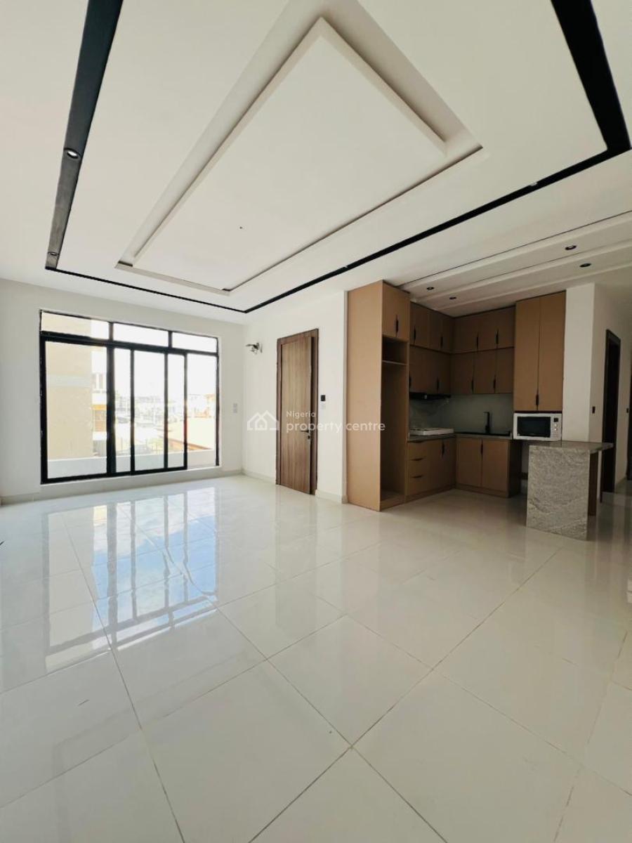 Investment Worthy 2 Bedroom Apartment, Lekki Phase 1, Lekki, Lagos, Block of Flats for Sale