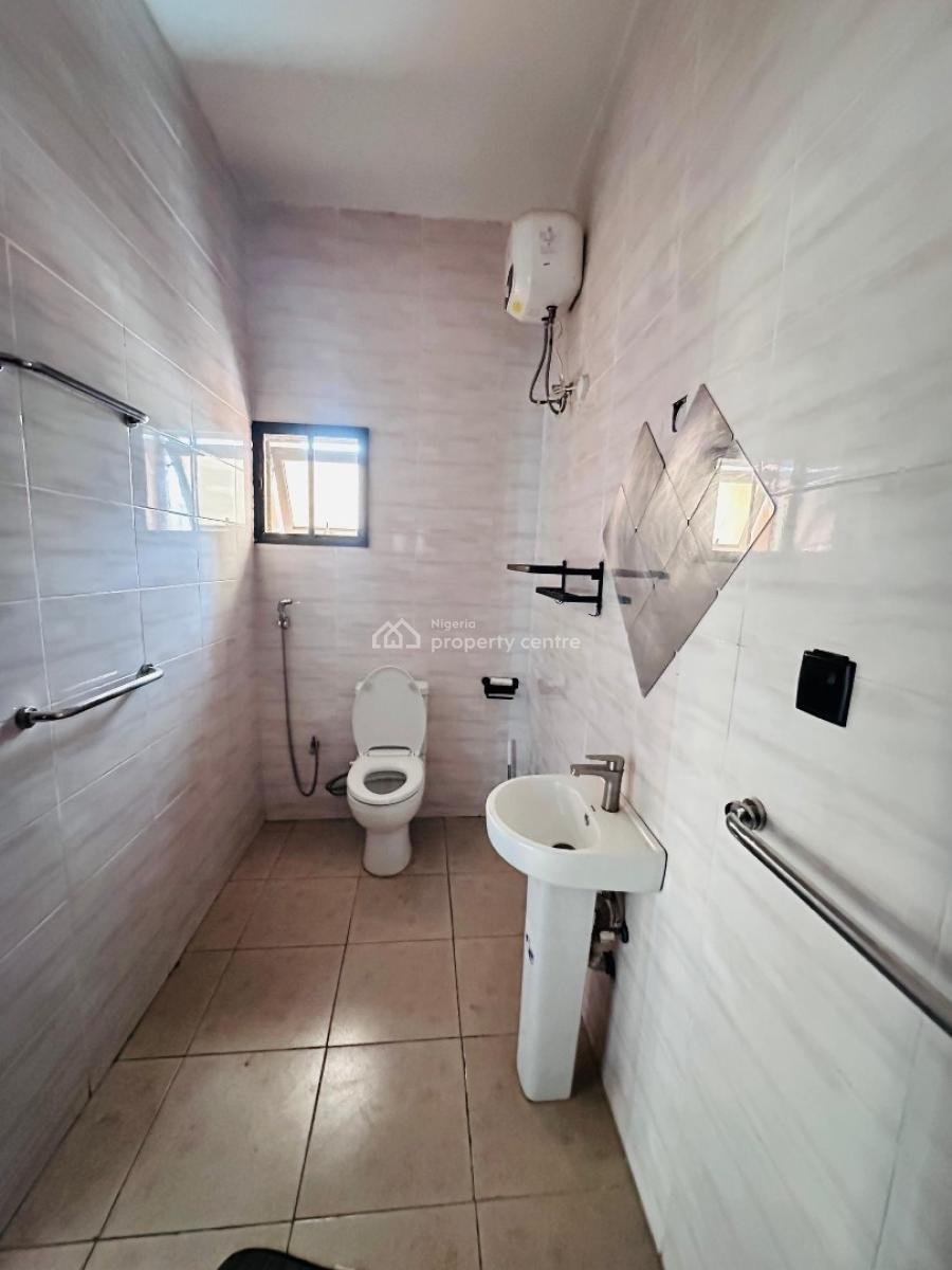 2 Bedroom Flat, Katampe (main), Katampe, Abuja, Block of Flats for Sale