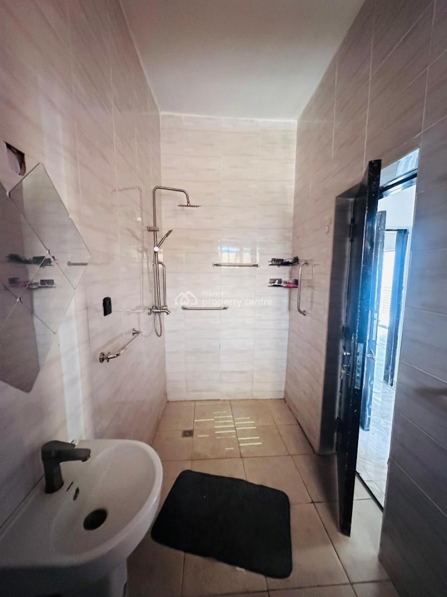 2 Bedroom Flat, Katampe (main), Katampe, Abuja, Block of Flats for Sale