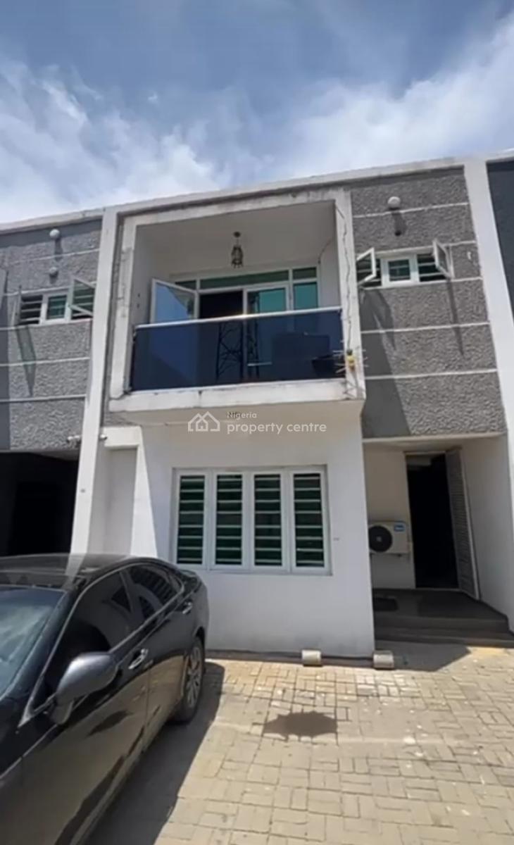 Upstairs Bedroom Inside a Shared Apartment { Video}, Pinnock Road, Jakande, Lekki, Lagos, Self Contain (single Rooms) for Rent