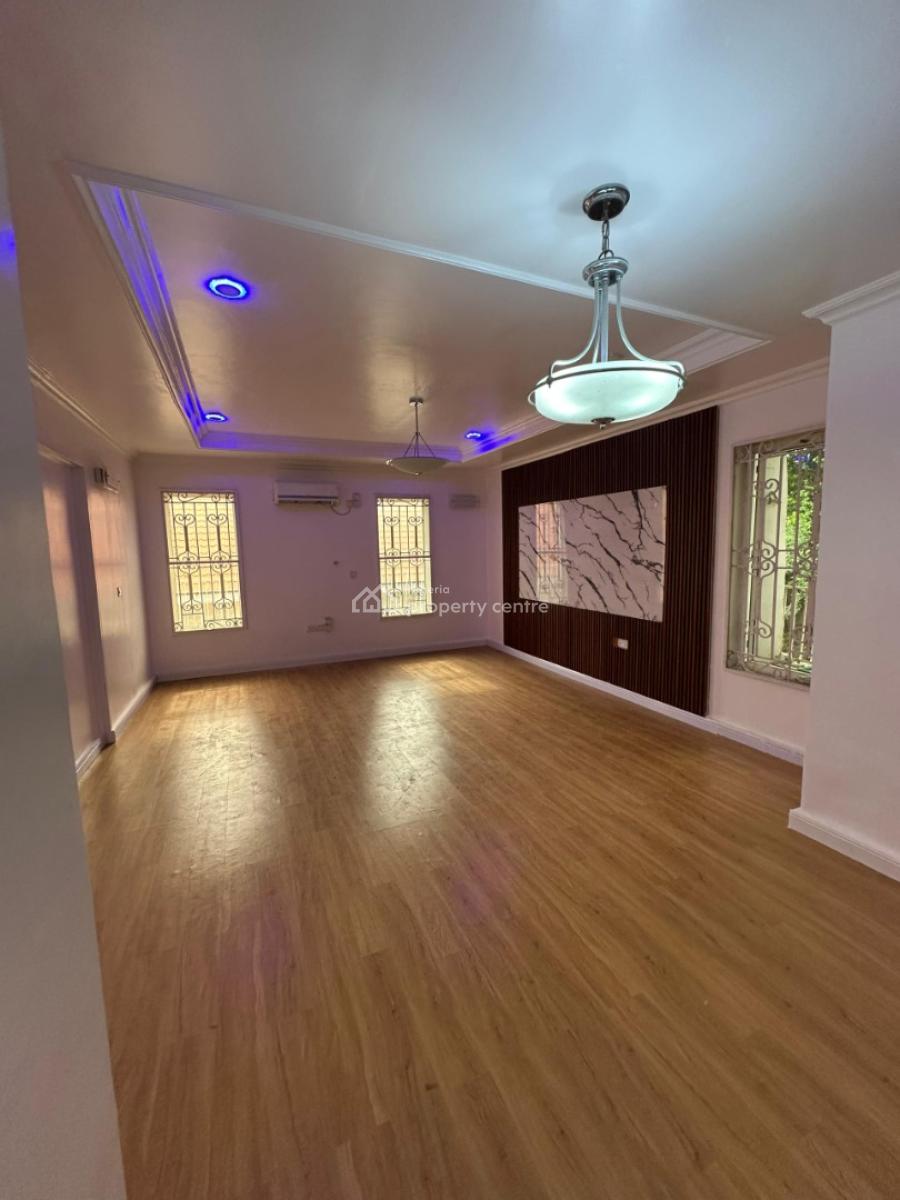 Exquisite Two Bedroom Flat with Air Conditioner (last Floor), Freedow Way, Lekki Phase 1, Lekki, Lagos, House for Rent