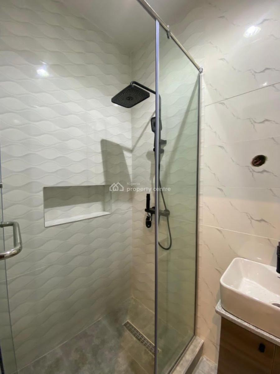 Modern 3 Bedroom Apartment with Bq, & Gym Ln a Secure Estate, Ikate, Lekki, Lagos, Flat / Apartment for Sale