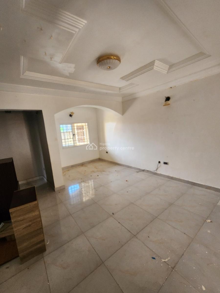 Luxury Two Bedroom Block of Flat, News Engineering, Dawaki, Gwarinpa, Abuja, Flat / Apartment for Rent