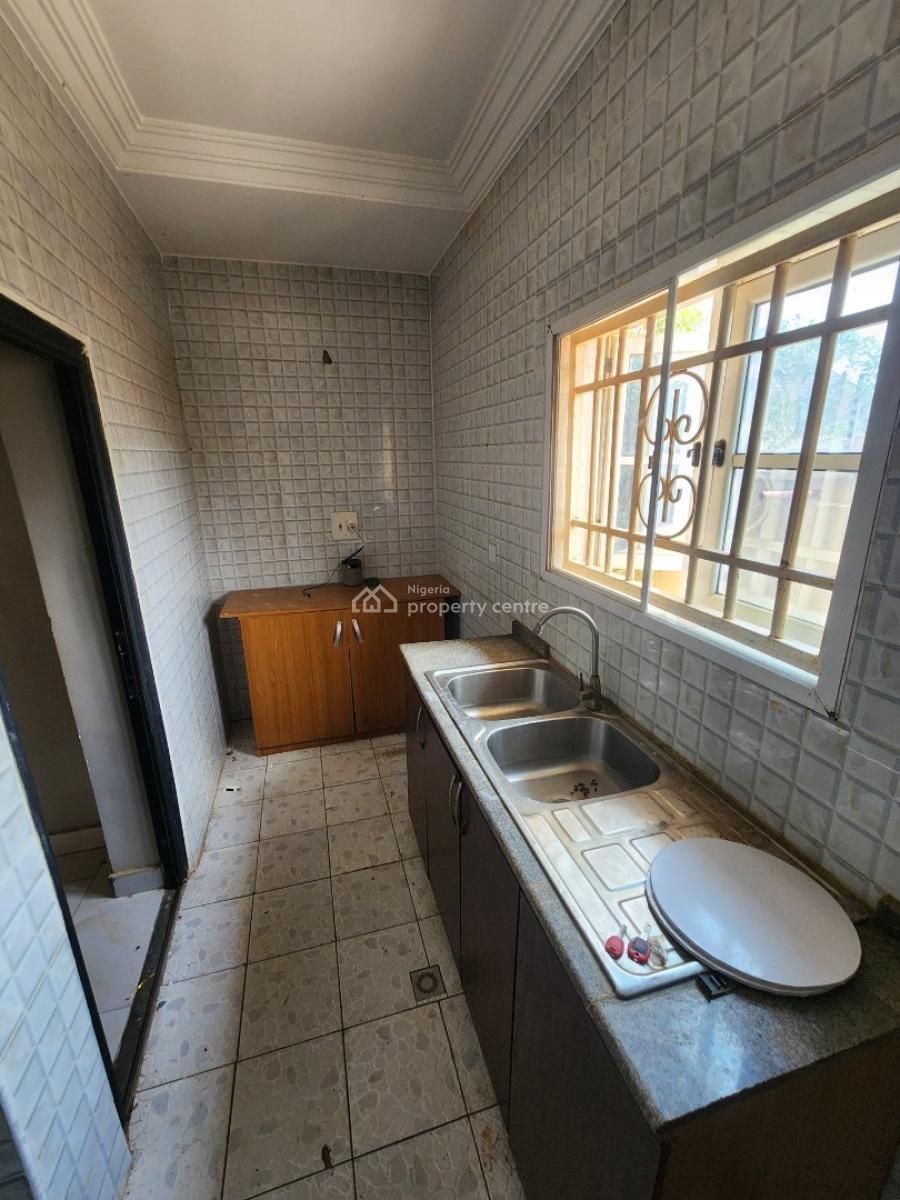 Luxury Two Bedroom Block of Flat, News Engineering, Dawaki, Gwarinpa, Abuja, Flat / Apartment for Rent