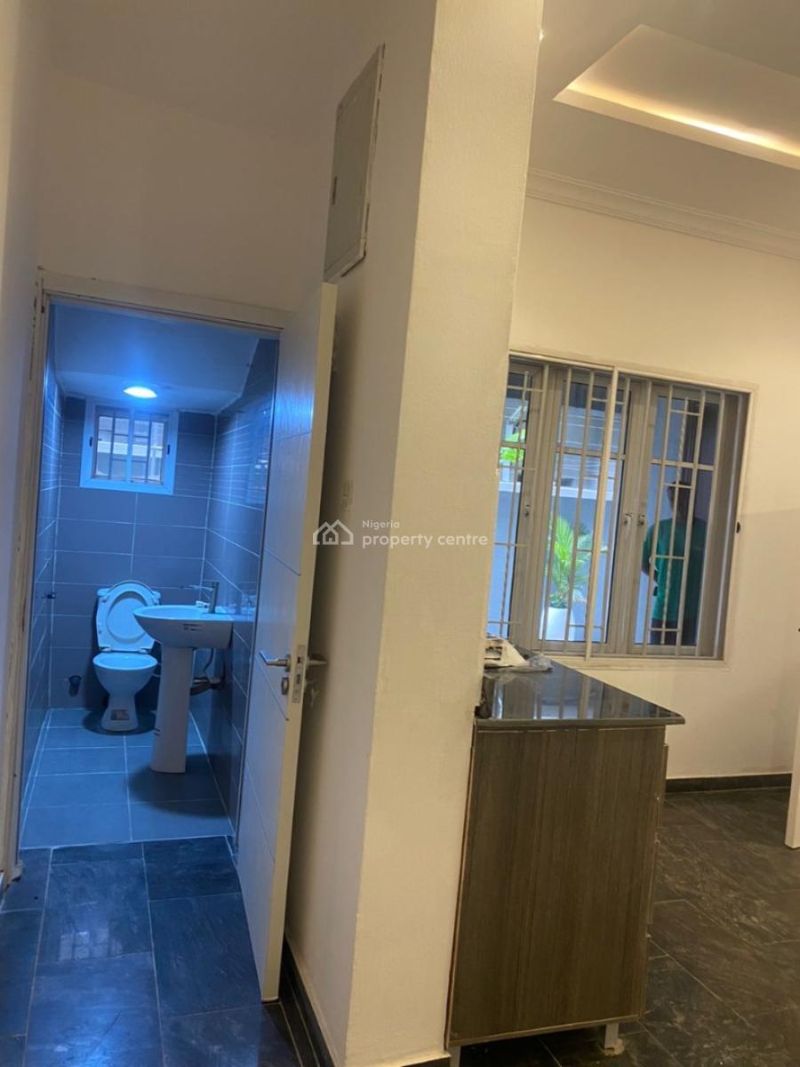 One Bedroom Flat with 2 Toilets, Off Babatunde Anjous, Admiralty Way, Lekki Phase 1, Lekki, Lagos, Mini Flat (room and Parlour) for Rent