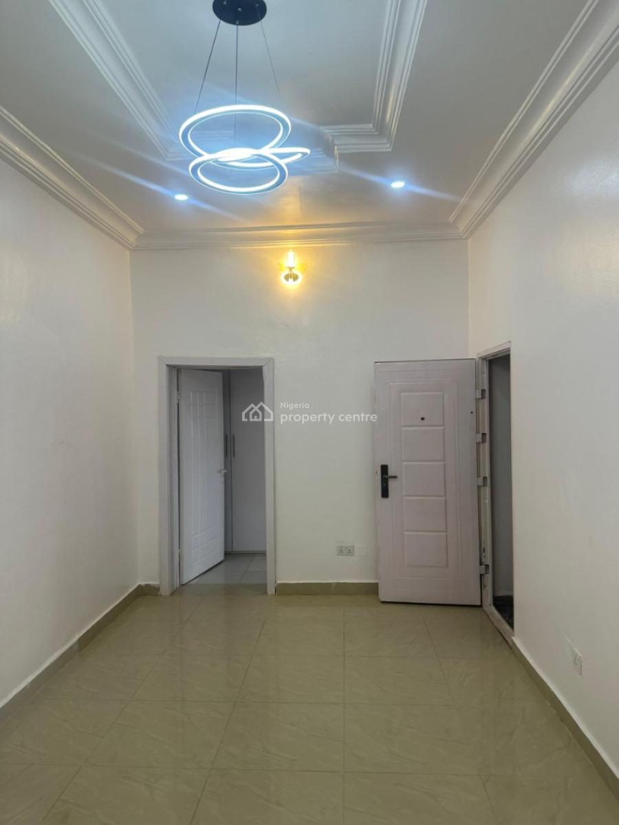 Exquisite Two Bedroom Flat (upstairs), Freedom Way, Lekki Phase 1, Lekki, Lagos, House for Rent