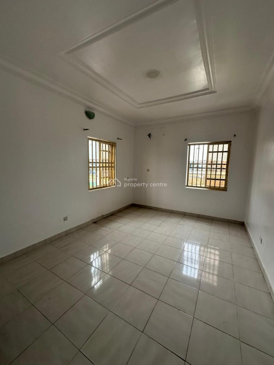 Exquisite Two Bedroom Flat (upstairs), Freedom Way, Lekki Phase 1, Lekki, Lagos, House for Rent