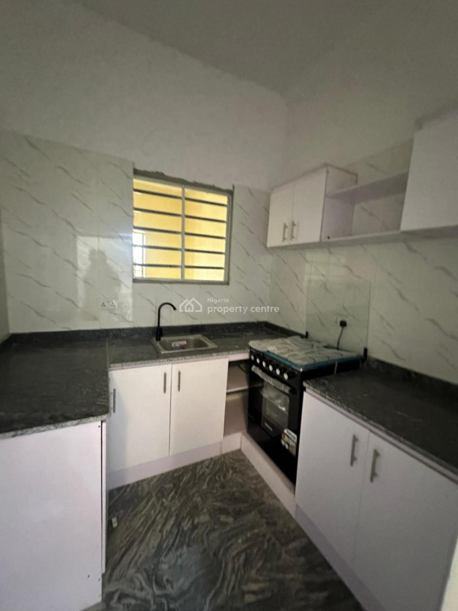 Exquisite Two Bedroom Flat (upstairs), Freedom Way, Lekki Phase 1, Lekki, Lagos, House for Rent