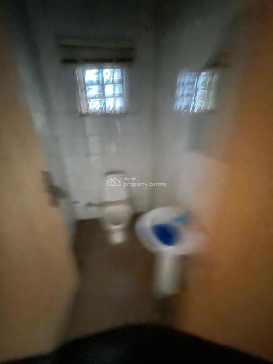 Clean 2 Bedrooms, Wuye, Abuja, Flat / Apartment for Rent