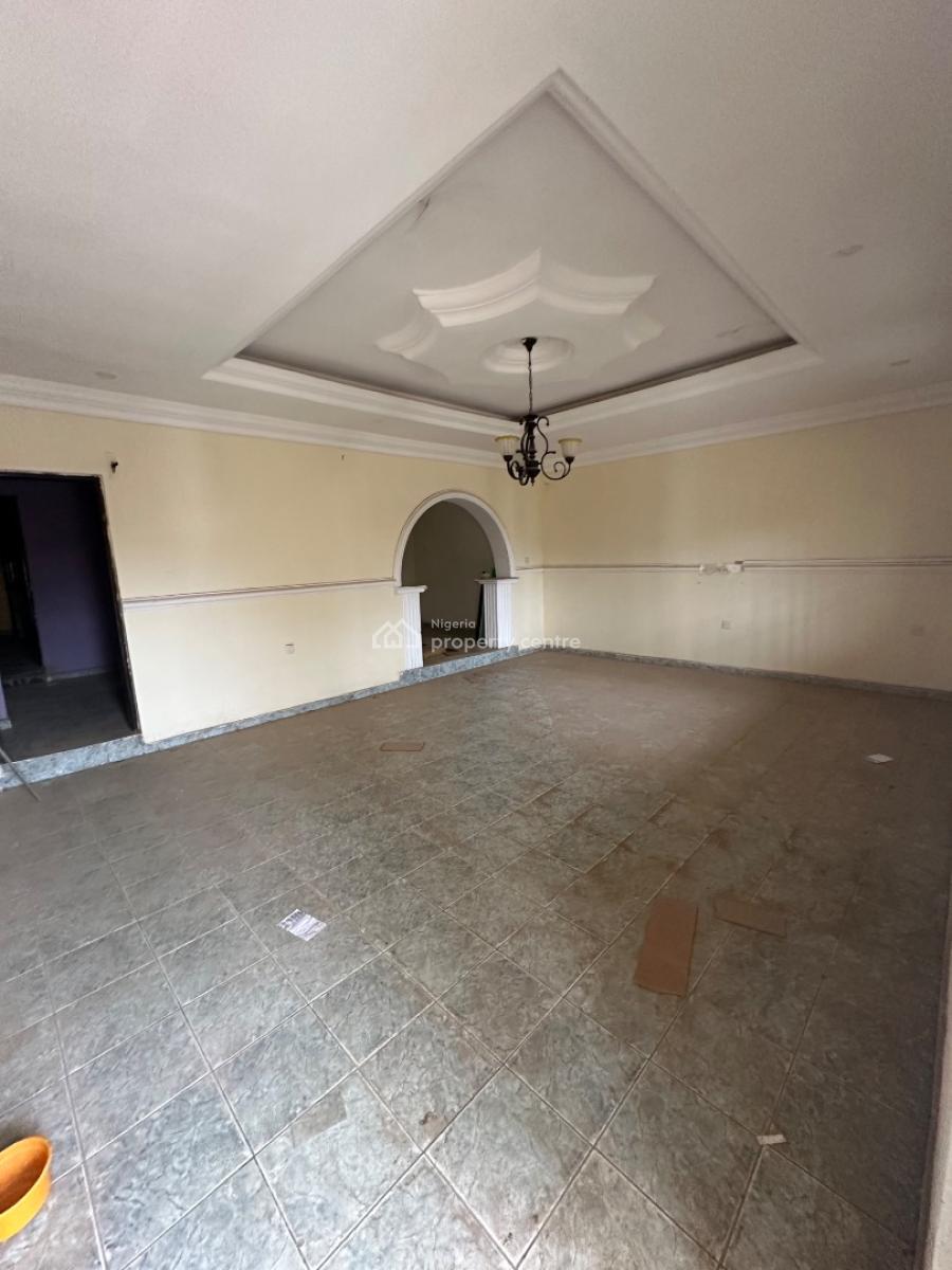 5 Bedroom Semidetached Duplex with a Spacious Compound in a Cool Area, Phase 4, Kubwa, Abuja, Semi-detached Duplex for Sale