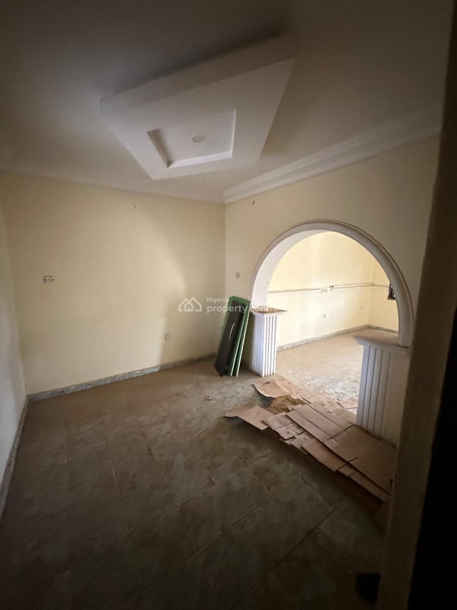 5 Bedroom Semidetached Duplex with a Spacious Compound in a Cool Area, Phase 4, Kubwa, Abuja, Semi-detached Duplex for Sale