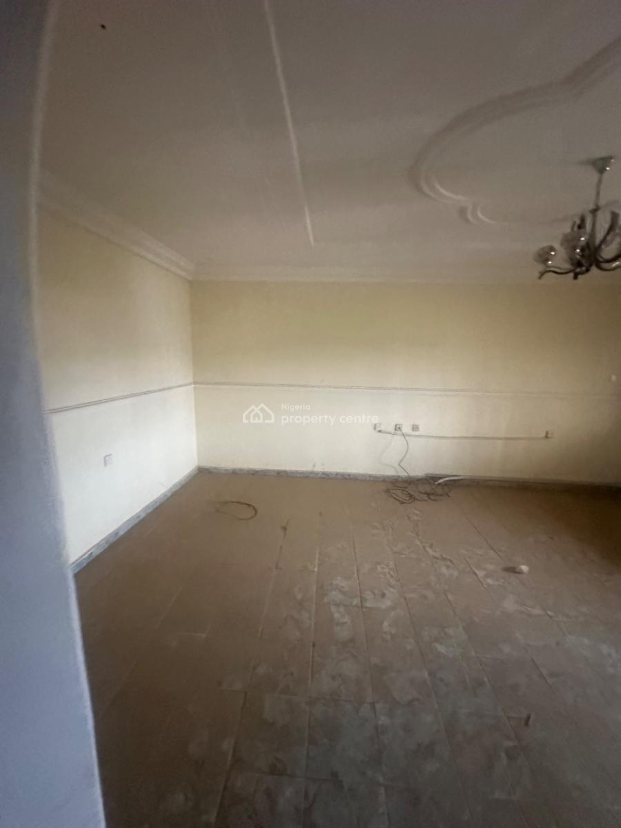 5 Bedroom Semidetached Duplex with a Spacious Compound in a Cool Area, Phase 4, Kubwa, Abuja, Semi-detached Duplex for Sale