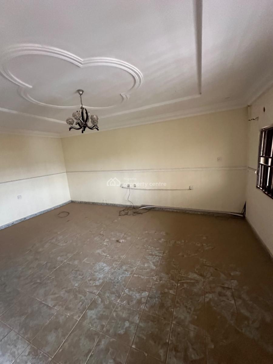 5 Bedroom Semidetached Duplex with a Spacious Compound in a Cool Area, Phase 4, Kubwa, Abuja, Semi-detached Duplex for Sale