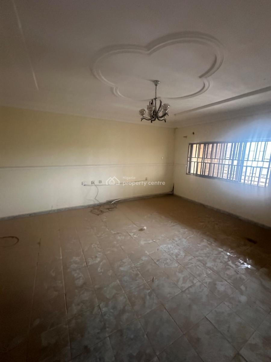 5 Bedroom Semidetached Duplex with a Spacious Compound in a Cool Area, Phase 4, Kubwa, Abuja, Semi-detached Duplex for Sale