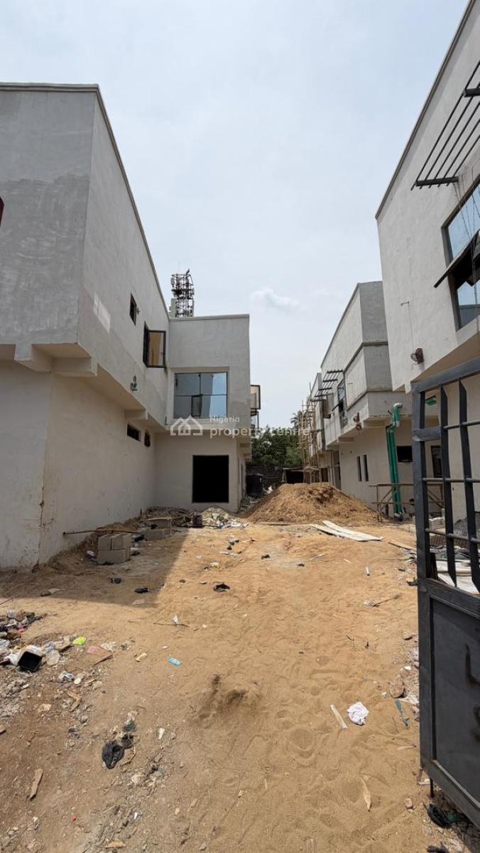 1 Bedroom Apartment (updated Images), Obanikoro, Shomolu, Lagos, Mini Flat (room and Parlour) for Rent