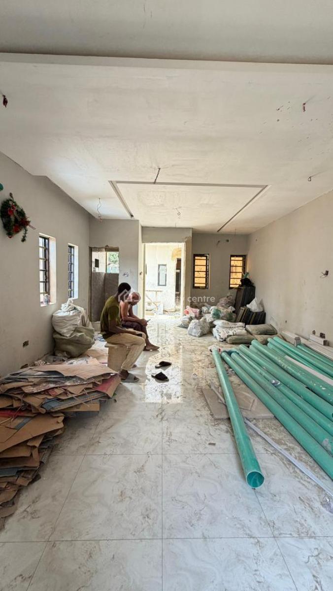 1 Bedroom Apartment (updated Images), Obanikoro, Shomolu, Lagos, Mini Flat (room and Parlour) for Rent