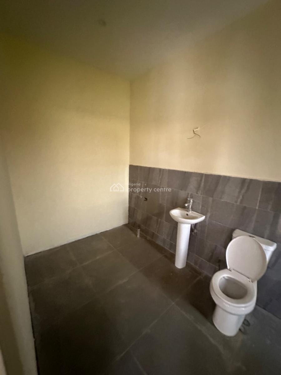 a Brand New 4 Bedroom Terraced Duplex in a Decent Neighborhood, 6th Avenue After Charlie Boy, Gwarinpa, Abuja, Terraced Duplex for Rent