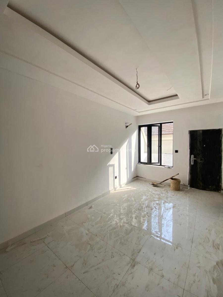 Neatly 2 Bedroom Apartment with Swimming Pool Available, Ikate, Lekki, Lagos, Flat / Apartment for Sale