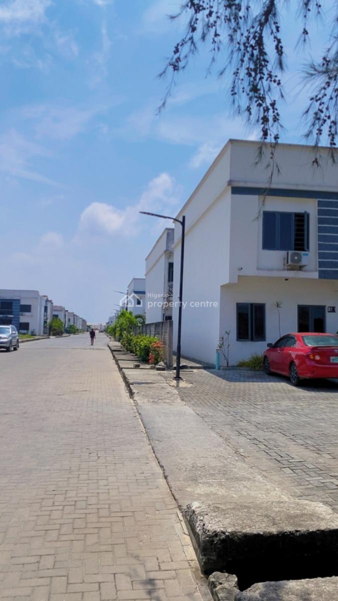 3 Bedroom Terrace Duplex, Estate By Pennek, Ogombo, Ajah, Lagos, Terraced Duplex for Rent