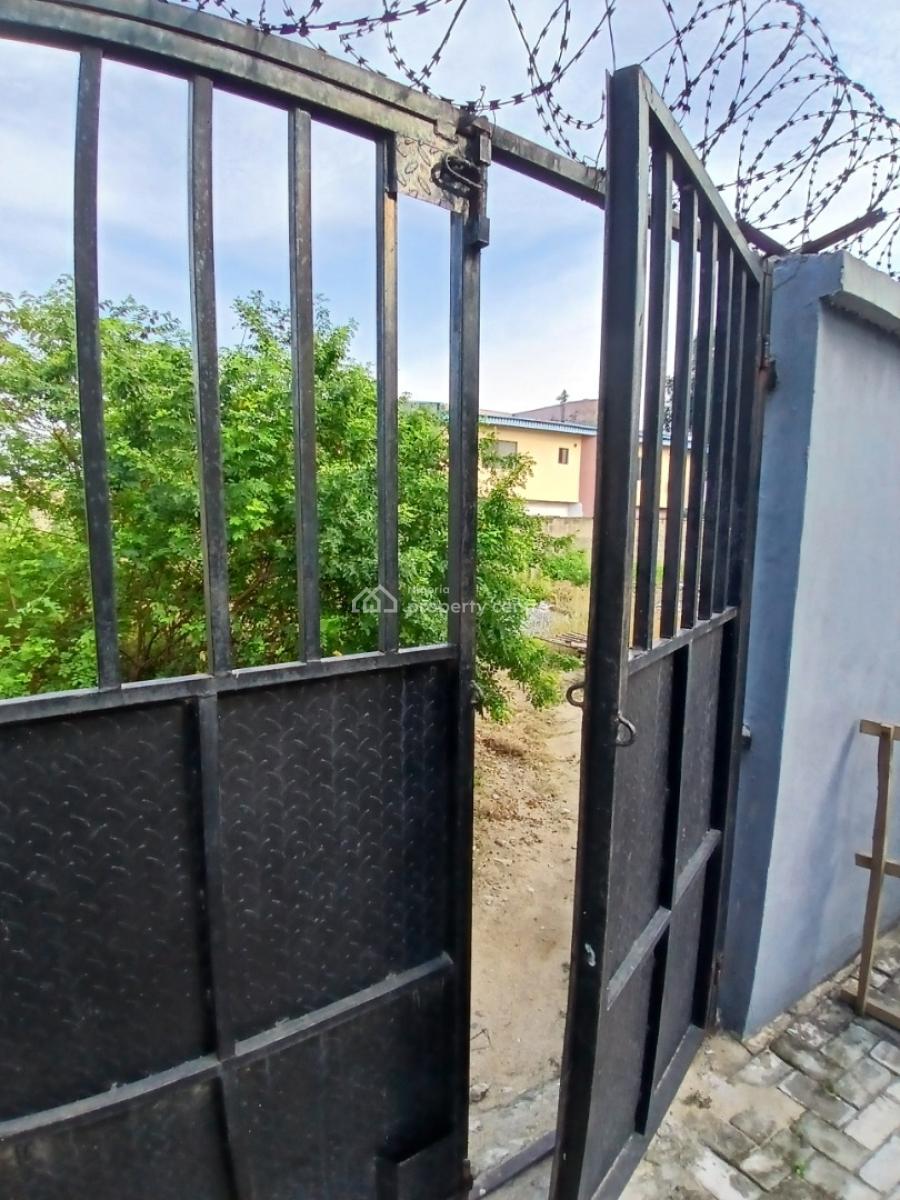 Block of 11 Units of Flats (2 Bedrooms & Mini Flats), Ajah, Lagos, Block of Flats for Sale