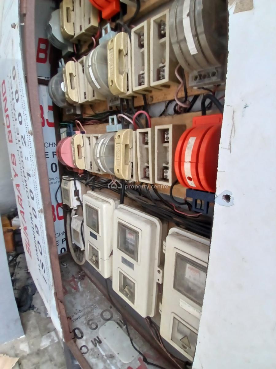 Block of 11 Units of Flats (2 Bedrooms & Mini Flats), Ajah, Lagos, Block of Flats for Sale