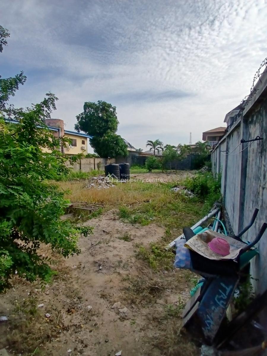 Block of 11 Units of Flats (2 Bedrooms & Mini Flats), Ajah, Lagos, Block of Flats for Sale