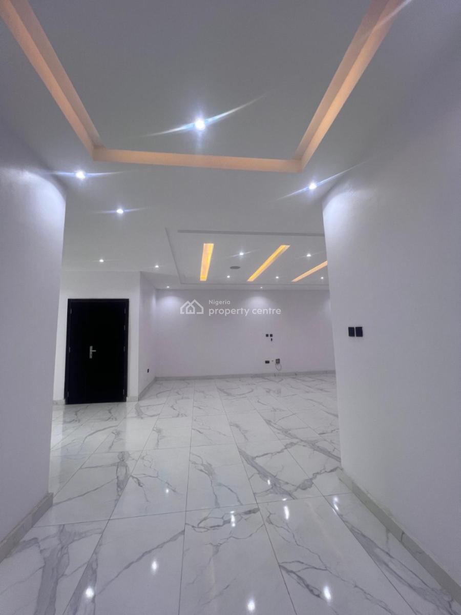 Brand New Serviced 3 Bedroom Apartments with Bq, Lekki Phase 1, Lekki, Lagos, Block of Flats for Sale