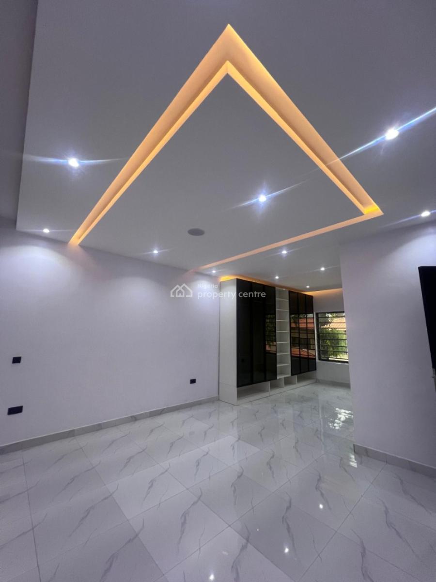 Brand New Serviced 3 Bedroom Apartments with Bq, Lekki Phase 1, Lekki, Lagos, Block of Flats for Sale