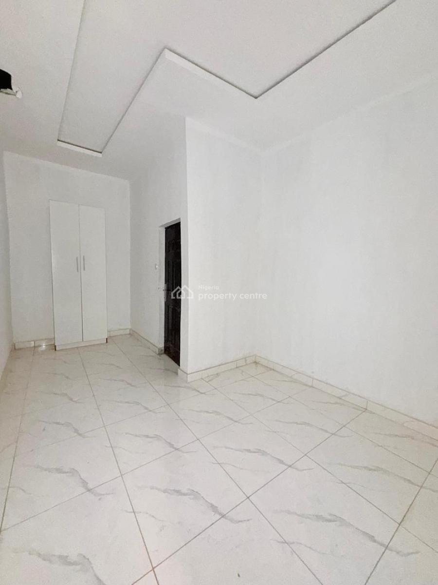 Elegant 3 Bedroom Terrace, Abraham Adesanya, Ajah, Lagos, Terraced Duplex for Sale