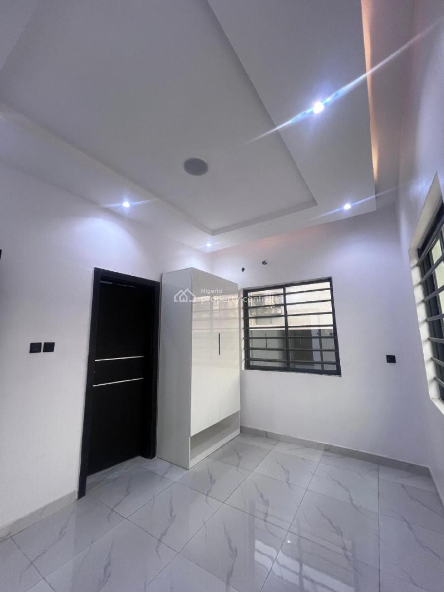 Brand New 2 Bedroom Apartment Available, Lekki Phase 1, Lekki, Lagos, Flat / Apartment for Sale