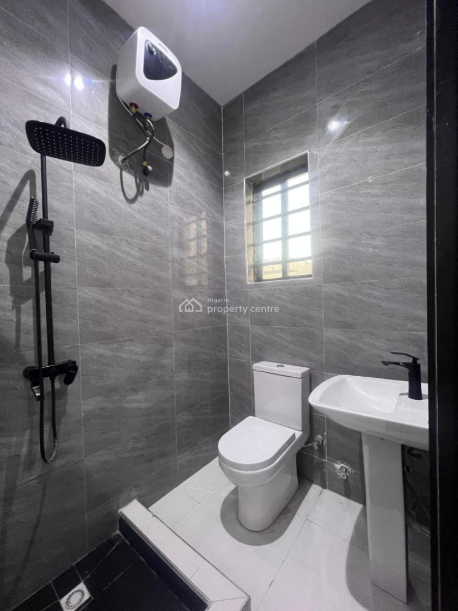 Brand New 2 Bedroom Apartment Available, Lekki Phase 1, Lekki, Lagos, Flat / Apartment for Sale