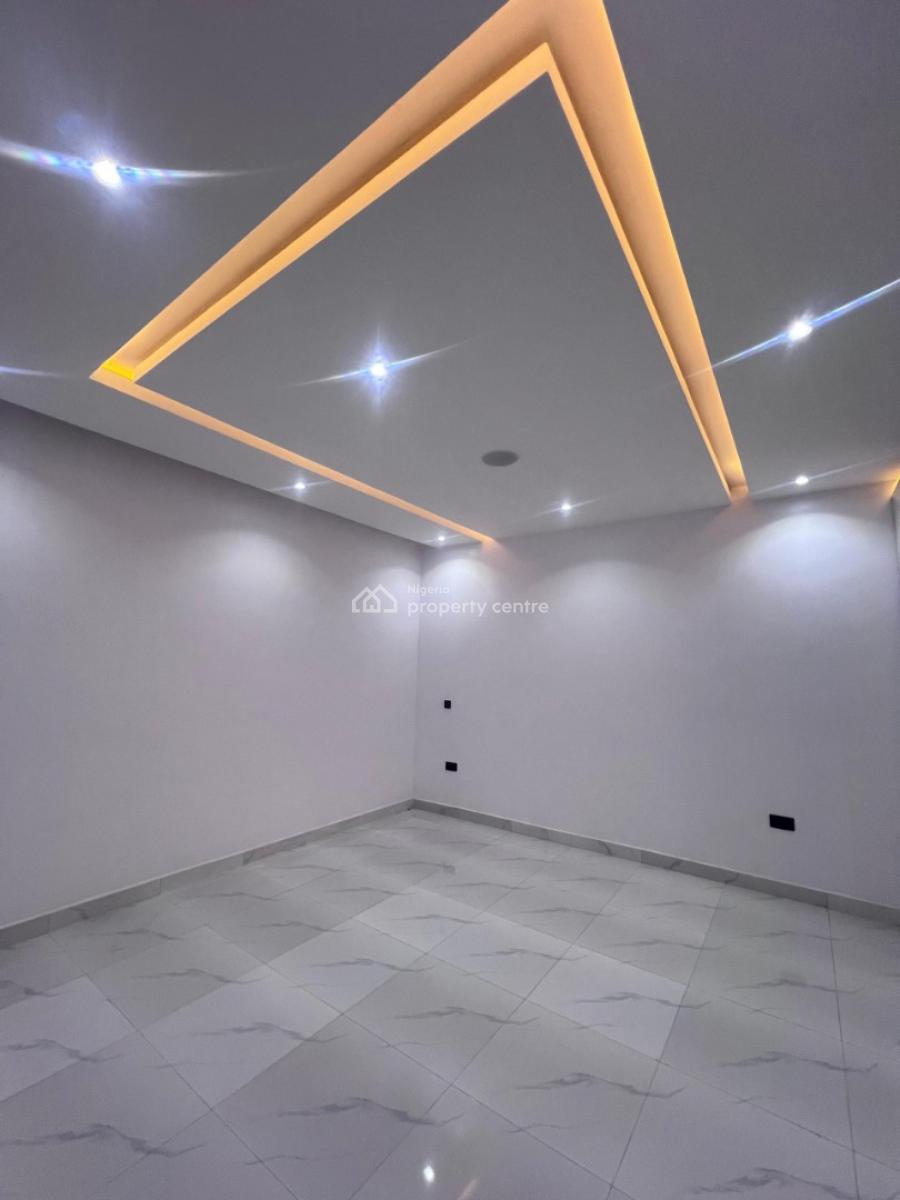 Brand New 2 Bedroom Apartment Available, Lekki Phase 1, Lekki, Lagos, Flat / Apartment for Sale