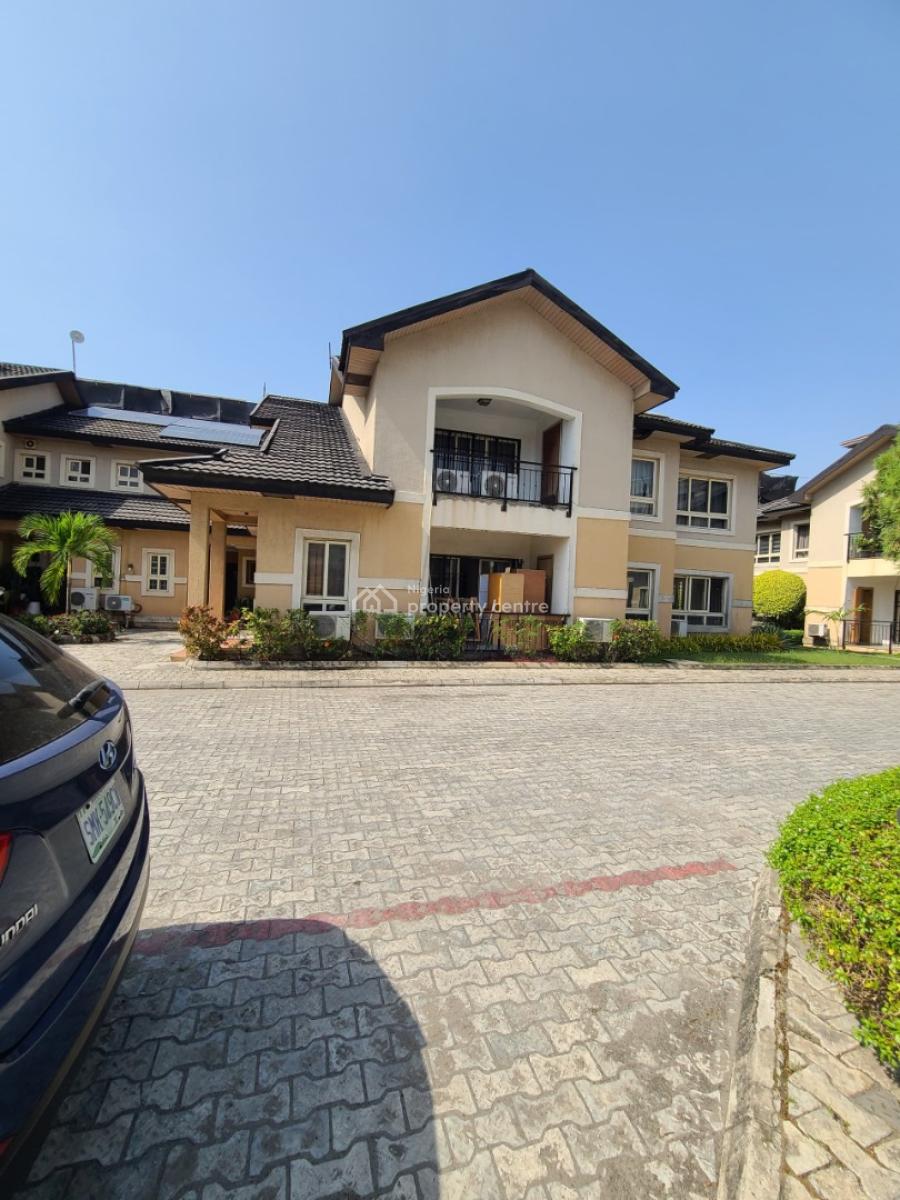 2 Bedroom Sas Courts, Lekki Phase 1, Lekki, Lagos, House for Rent