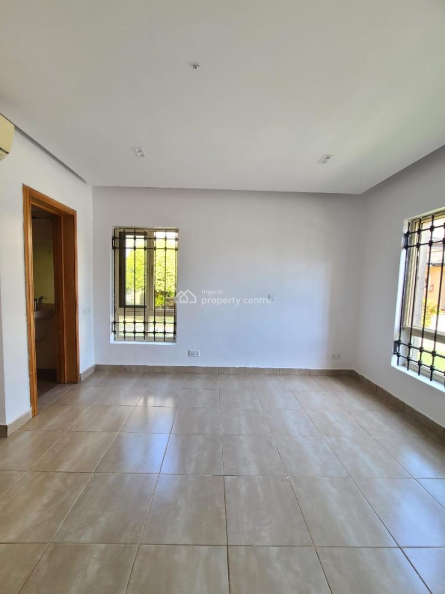 2 Bedroom Sas Courts, Lekki Phase 1, Lekki, Lagos, House for Rent