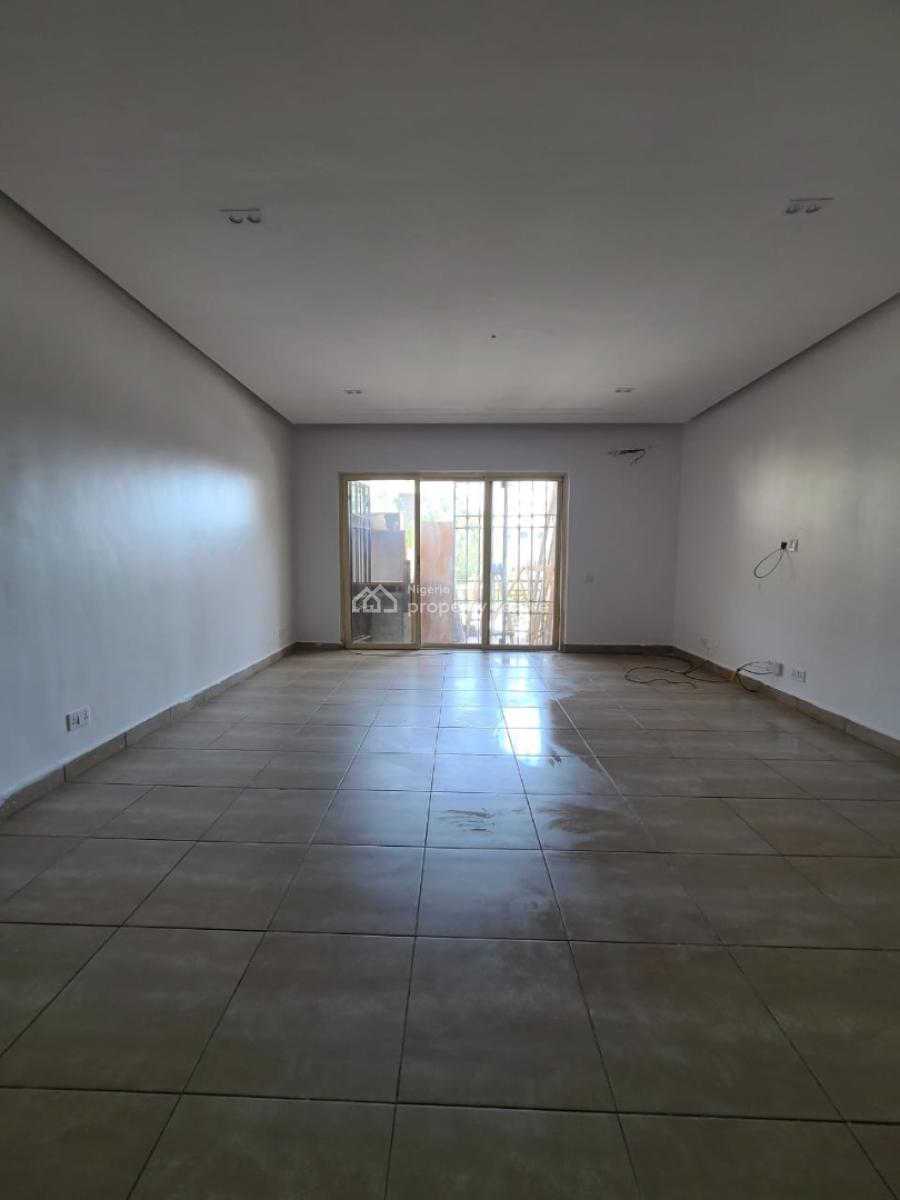 2 Bedroom Sas Courts, Lekki Phase 1, Lekki, Lagos, House for Rent
