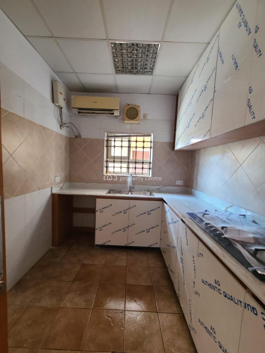 2 Bedroom Sas Courts, Lekki Phase 1, Lekki, Lagos, House for Rent