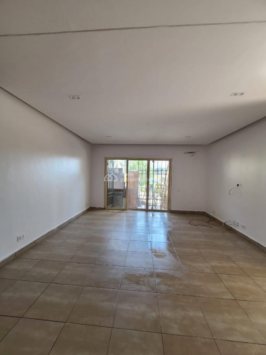 2 Bedroom Sas Courts, Lekki Phase 1, Lekki, Lagos, House for Rent