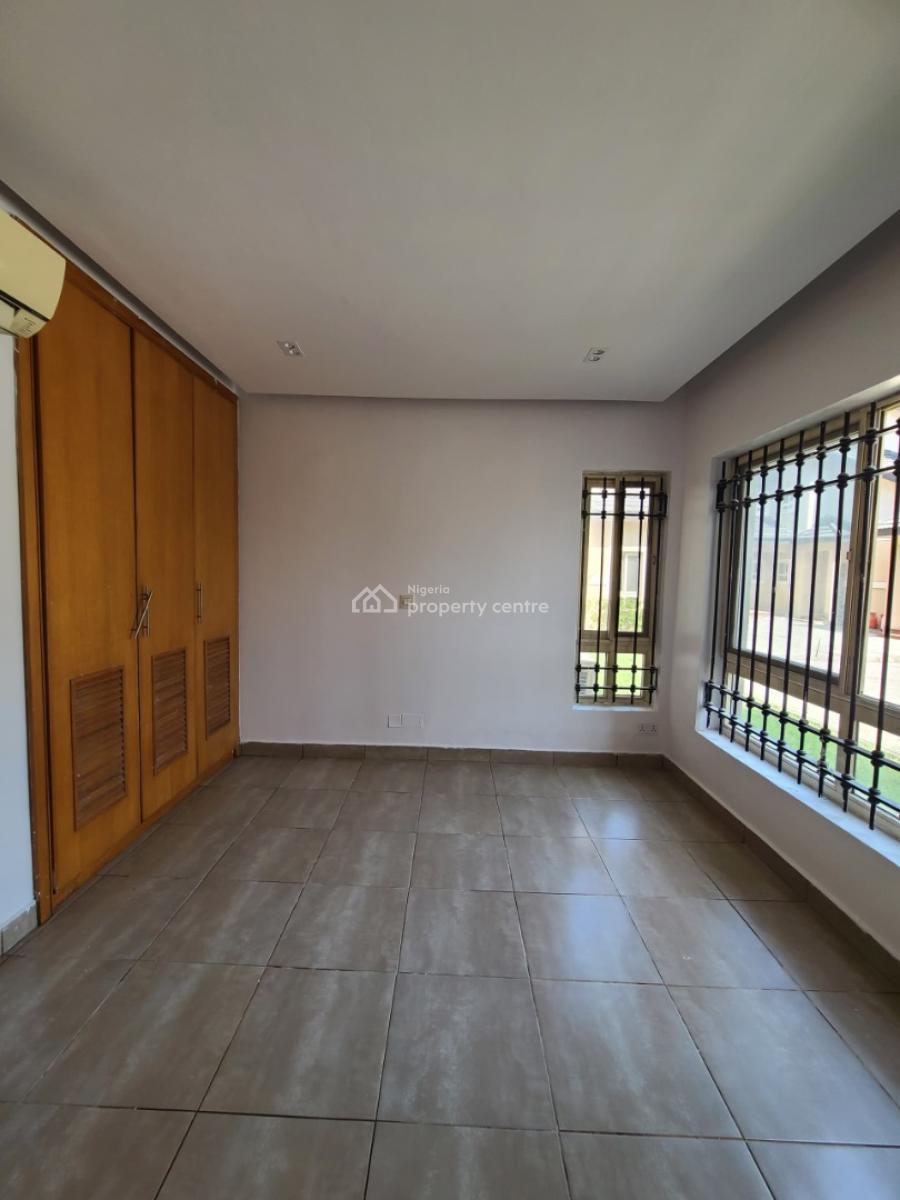 2 Bedroom Sas Courts, Lekki Phase 1, Lekki, Lagos, House for Rent