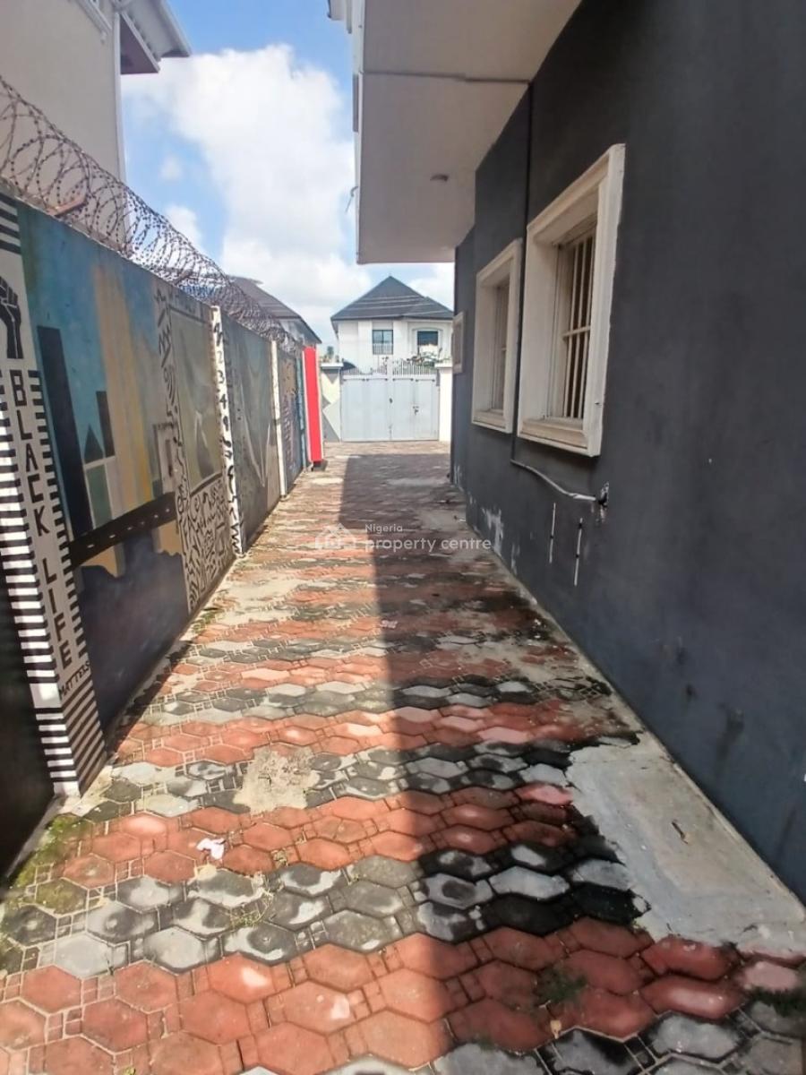 Luxury 5 Bedroom Semi Detached House with 2 Bq, Lekki Phase 1, Lekki, Lagos, Semi-detached Duplex for Rent