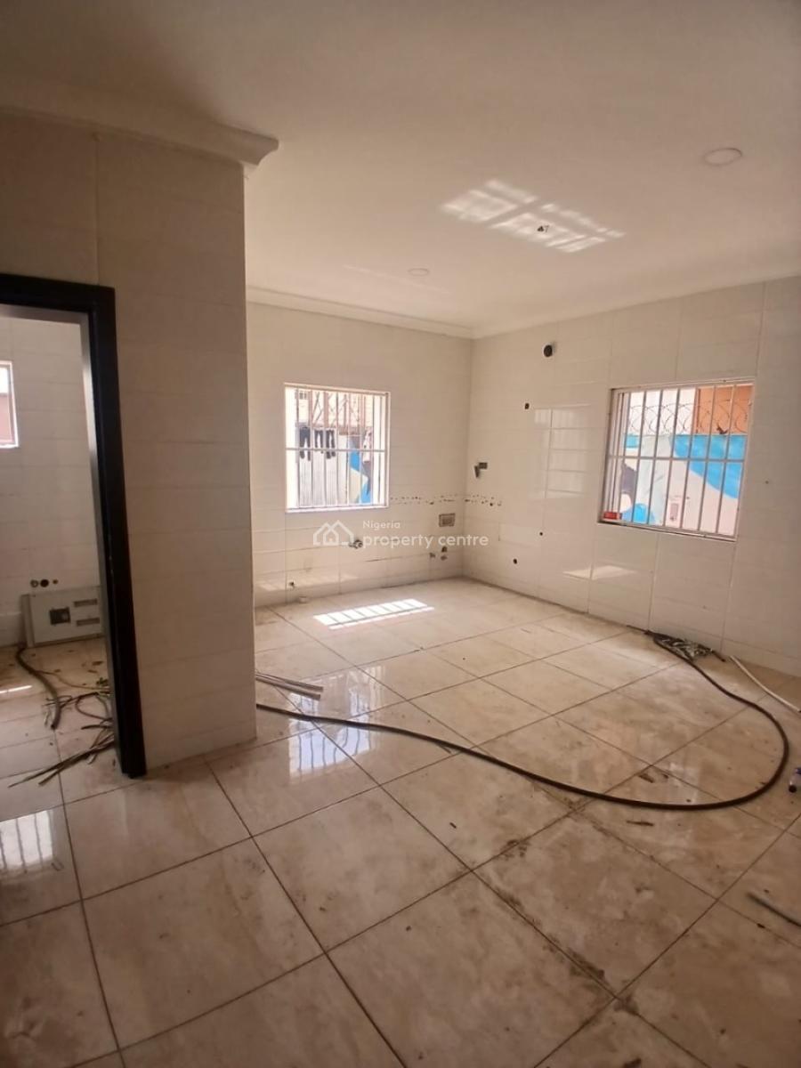 Luxury 5 Bedroom Semi Detached House with 2 Bq, Lekki Phase 1, Lekki, Lagos, Semi-detached Duplex for Rent