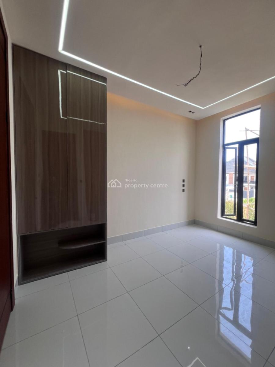 5 Bedroom Fully Detached Duplex with Bq, Orchid Road, Surulere, Lagos, Detached Duplex for Sale