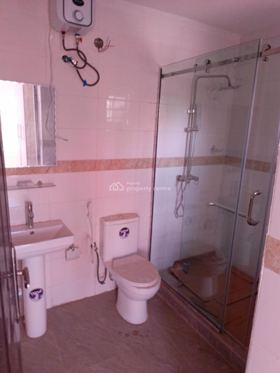 Clean Brand New Serviced 3 Bedroom Flat, Katampe (main), Katampe, Abuja, Flat / Apartment for Rent