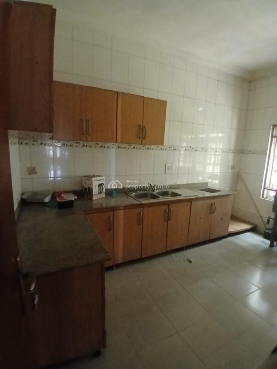 Self Service 3 Bedroom Apartment with Bq (suitable for Office Use), Lekki Phase 1, Lekki, Lagos, Flat / Apartment for Rent